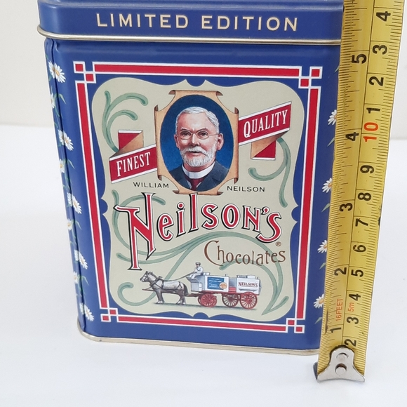 Neilson's 100 Anniversary Tin - Picture 5 of 9